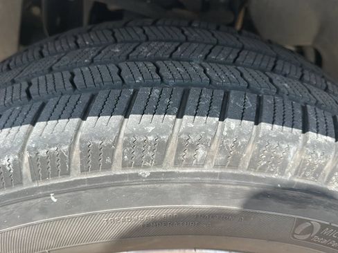 Used 2013 Ford Expedition XLT RWD image 9