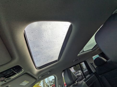 Used 2025 Hyundai Santa Fe Limited image 27