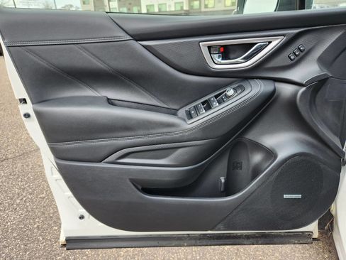 Used 2023 Subaru Forester Touring image 21