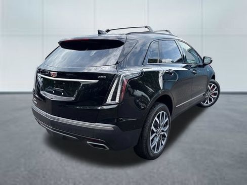 Used 2024 Cadillac XT5 Sportv w/ Technology Package AWD/4WD image 4