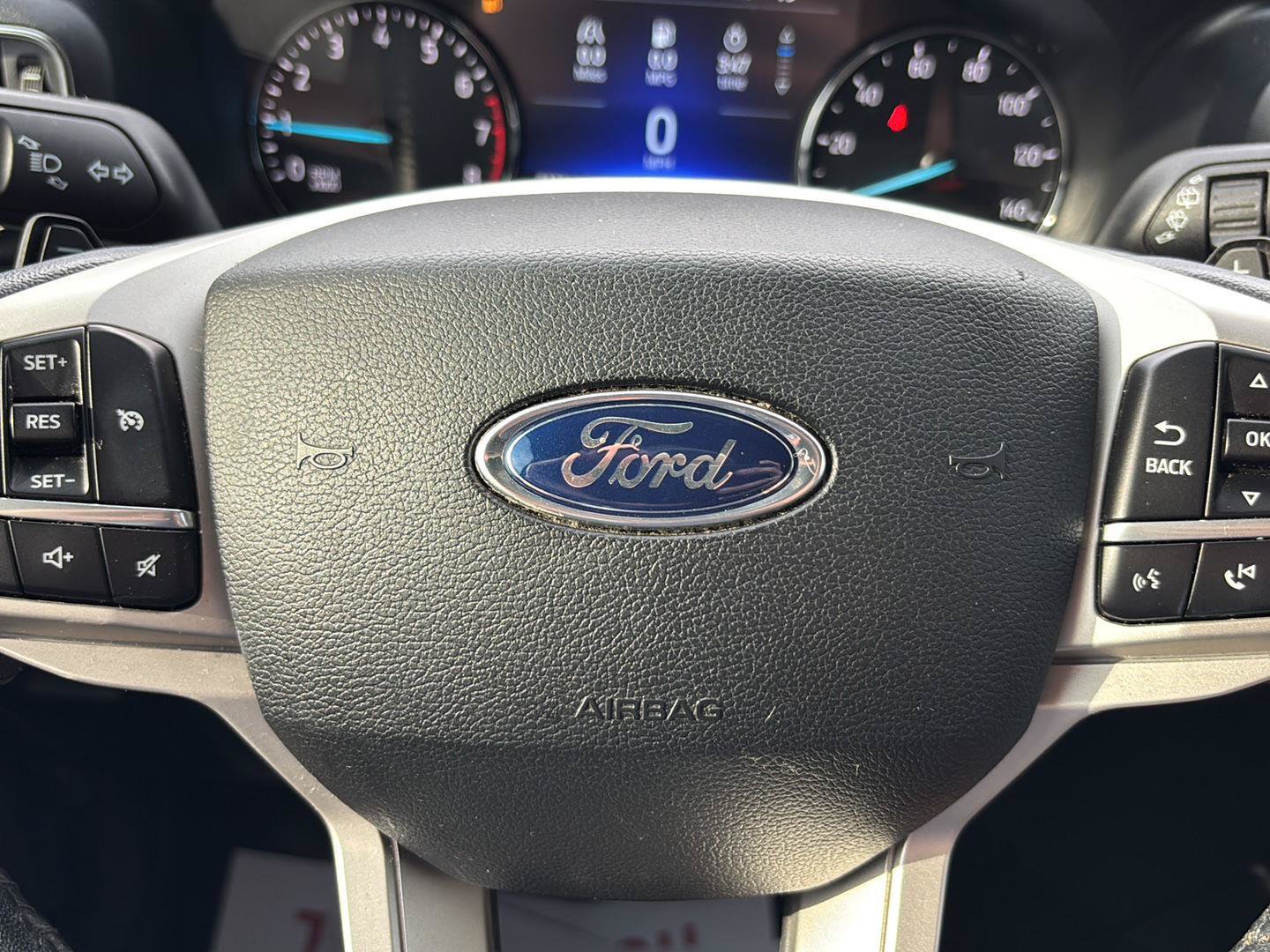 Used 2021 Ford Explorer XLT w/ Equipment Group 202A AWD/4WD image 50