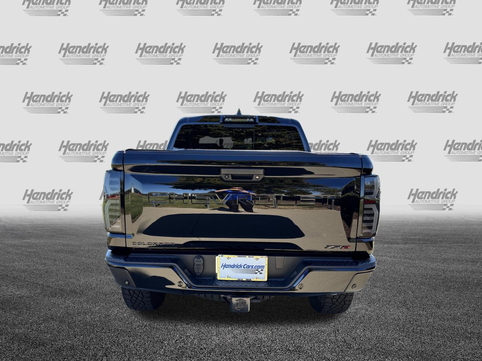 Used 2024 Chevrolet Colorado ZR2 w/ Technology Package AWD/4WD image 9