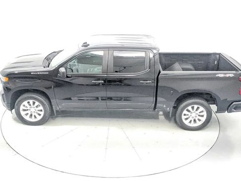 Used 2019 Chevrolet Silverado 1500 Custom w/ Custom Value Package image 36