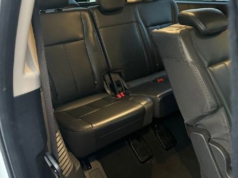 Used 2024 Ford Expedition Max XLT image 20