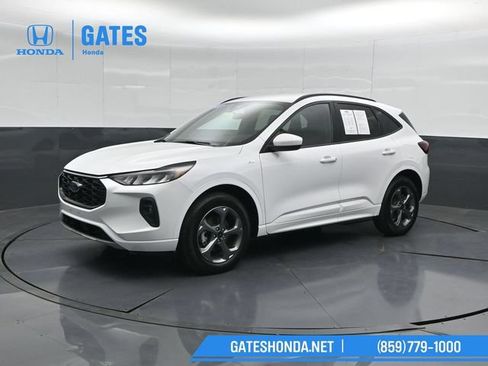 Used 2023 Ford Escape ST-Line Select AWD/4WD image 6