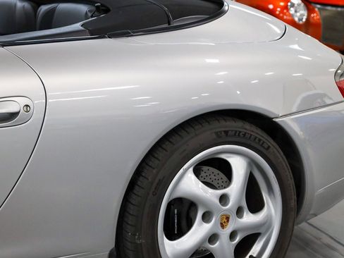 Used 2001 Porsche 911 Carrera image 22