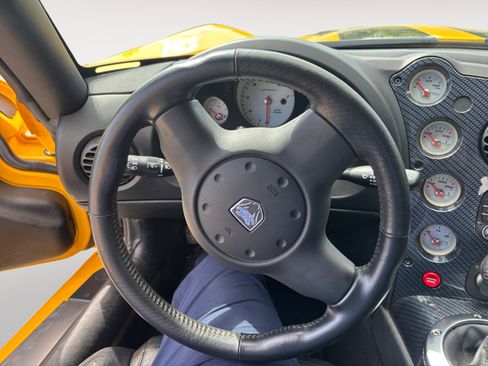 Used 2006 Dodge Viper SRT-10 image 12