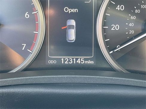 Used 2016 Lexus NX 200t FWD image 45