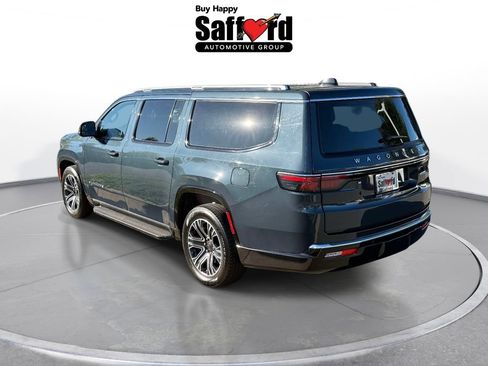 Certified 2024 Jeep Wagoneer L Series II w/ Flexible Seating Group AWD/4WD image 5