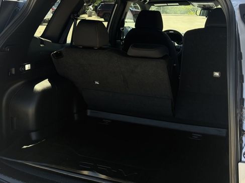 Used 2025 Honda CR-V Sport image 29