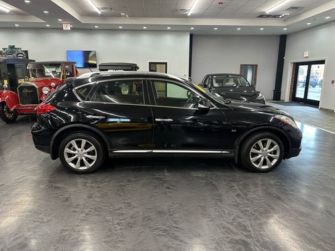 Used 2017 INFINITI QX50 AWD w/ Premium Plus Package image 4