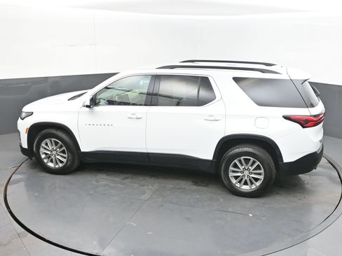 Used 2022 Chevrolet Traverse LT AWD/4WD image 34
