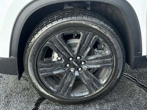 New 2026 GMC Acadia Elevation w/ Black Edition AWD/4WD image 17