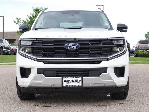 New 2026 Ford Expedition Max Platinum w/ Driver's Package AWD/4WD image 8
