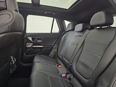 Certified 2024 Mercedes-Benz GLC 300 4MATIC image 21