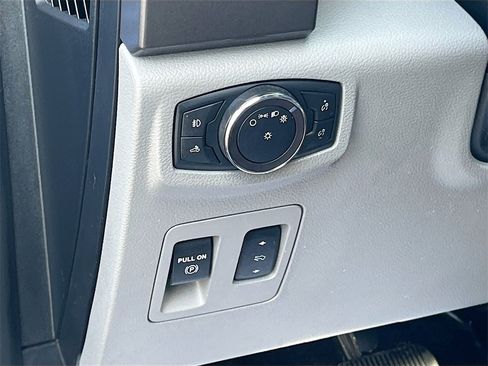 Used 2018 Ford F150 XLT w/ Equipment Group 301A Mid image 10