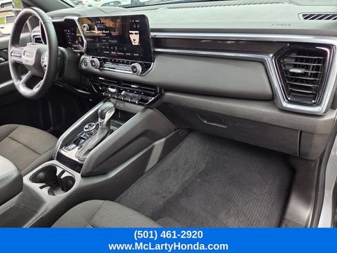 Used 2024 GMC Canyon Elevation w/ Convenience Package AWD/4WD image 15