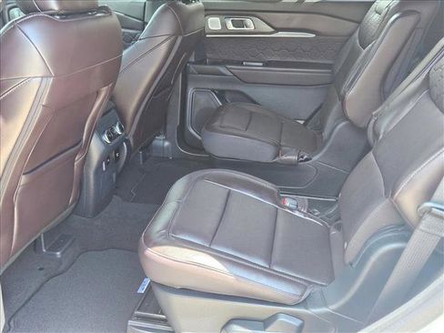 New 2025 Ford Explorer Platinum w/ Ultimate Package image 14