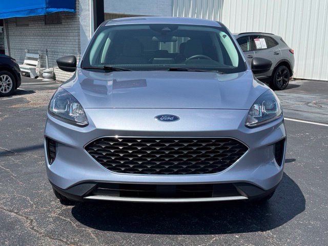 Used 2022 Ford Escape SE FWD image 2