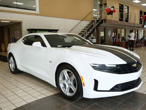 Used 2023 Chevrolet Camaro LT RWD image 17