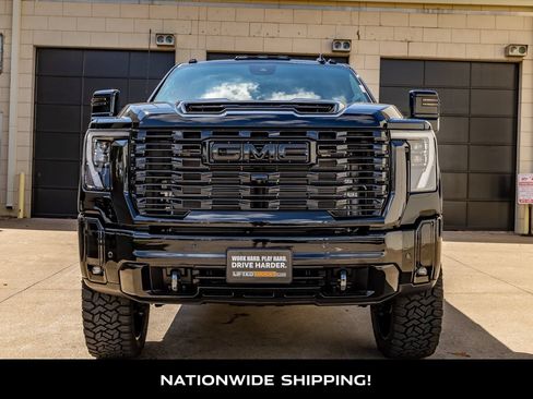 Used 2026 GMC Sierra 3500 Denali Ultimate AWD/4WD image 4