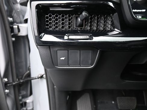 Used 2026 Honda CR-V Sport Touring image 19