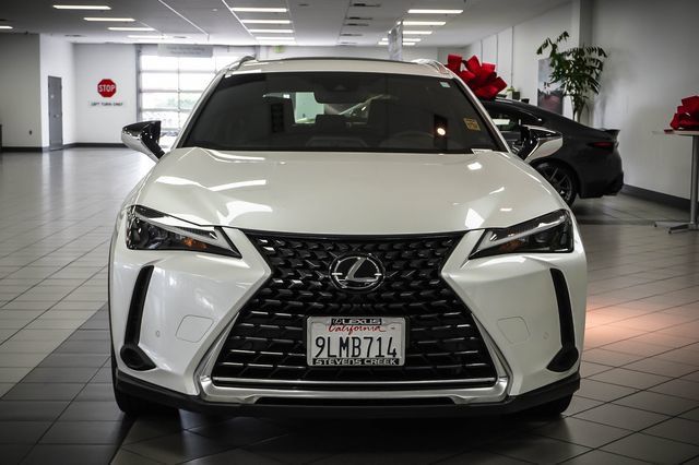 Used 2024 Lexus UX 250h FWD image 4