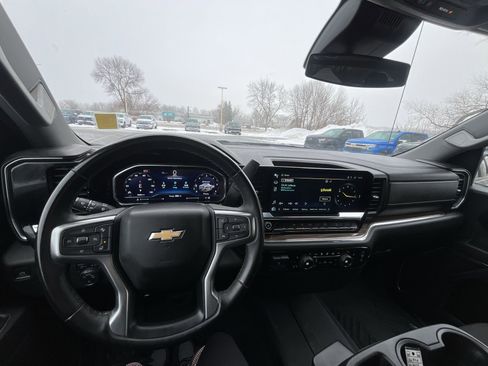 Certified 2024 Chevrolet Silverado 1500 LT image 10