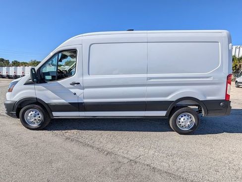 New 2026 Ford Transit 250 148 Medium Roof image 5