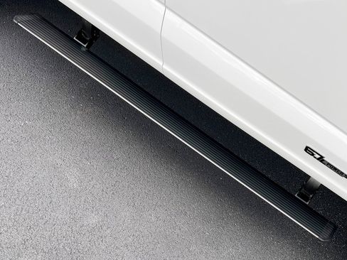 Used 2025 Ford F250 Platinum image 19