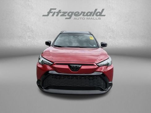 Used 2024 Toyota Corolla Cross AWD Hybrid w/ Moonroof Package image 2