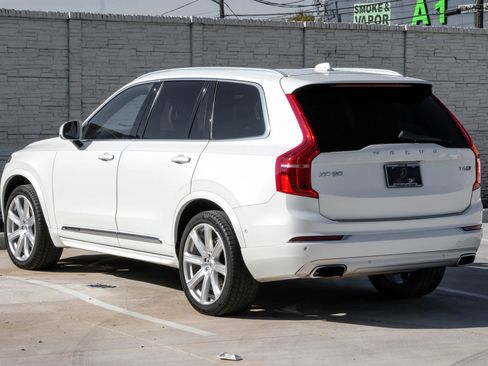 Used 2018 Volvo XC90 T6 Inscription w/ Convenience Package AWD/4WD image 12