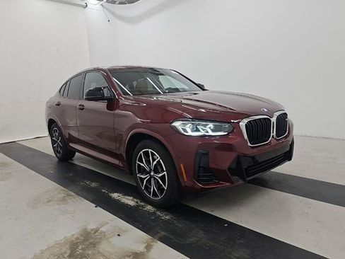 Used 2025 BMW X4 M40i image 3