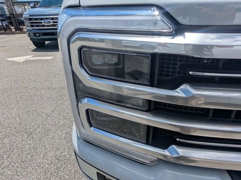 Certified 2026 Ford F350 Platinum w/ Platinum Plus Package AWD/4WD image 10