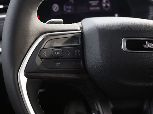 New 2025 Jeep Grand Cherokee Limited w/ MOPAR Finishing Package image 32