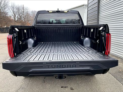 Used 2024 Toyota Tundra Limited image 31