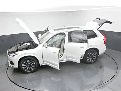 Used 2022 Volvo XC90 T6 Momentum w/ Climate Package image 52