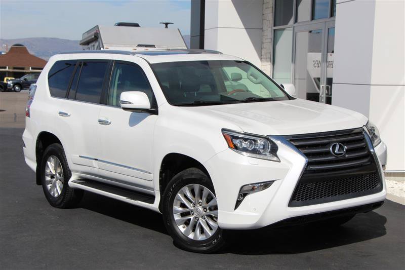 Used 2015 Lexus GX 460 w/ Premium Package AWD/4WD image 2