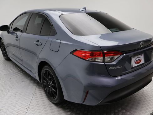 Used 2025 Toyota Corolla LE image 11