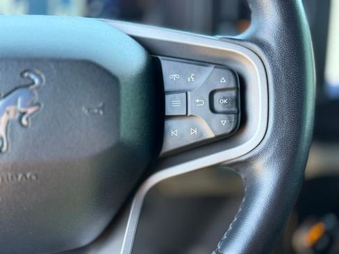 Used 2021 Ford Bronco Badlands image 27