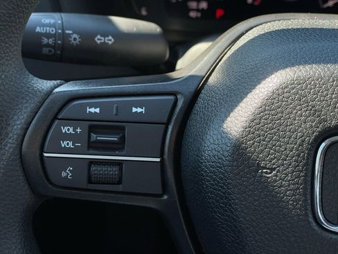 Certified 2025 Honda Accord SE image 15