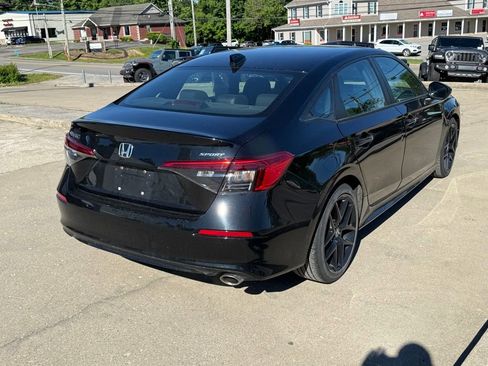 Used 2023 Honda Civic Sport image 6