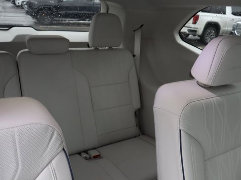 New 2026 Buick Enclave Avenir w/ Super Cruise Package image 26