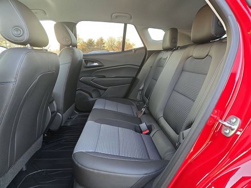 New 2026 Chevrolet Trax LT image 13