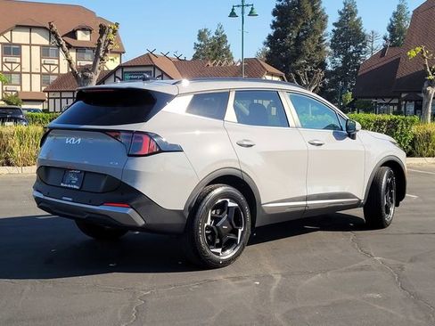 New 2026 Kia Sportage EX w/ EX Panoramic Sunroof Package image 4