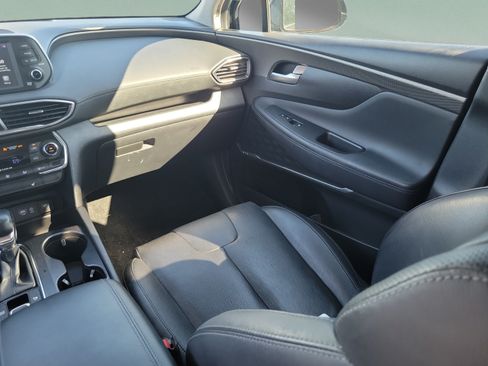 Used 2020 Hyundai Santa Fe SEL FWD image 10