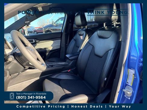 Used 2024 Jeep Compass Latitude image 22