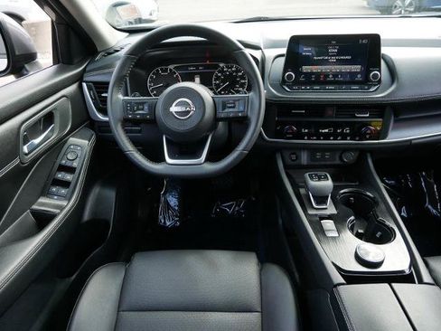 Certified 2024 Nissan Rogue SV w/ SV Premium Package AWD/4WD image 12