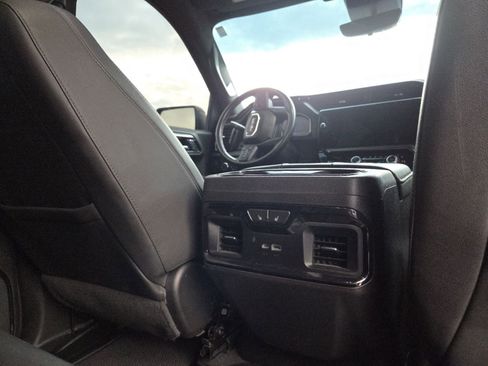 Used 2022 GMC Sierra 1500 AT4 w/ AT4 Premium Package image 32