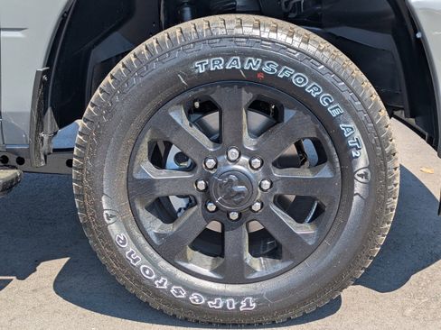 New 2026 RAM 2500 Big Horn AWD/4WD image 11